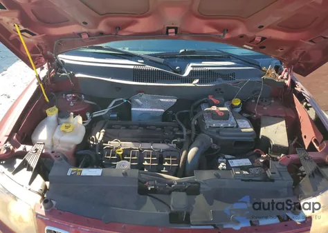 2016 Jeep Compass Latitude z USA, uszkodzony, nr VIN 1C4NJCEA0GD648155